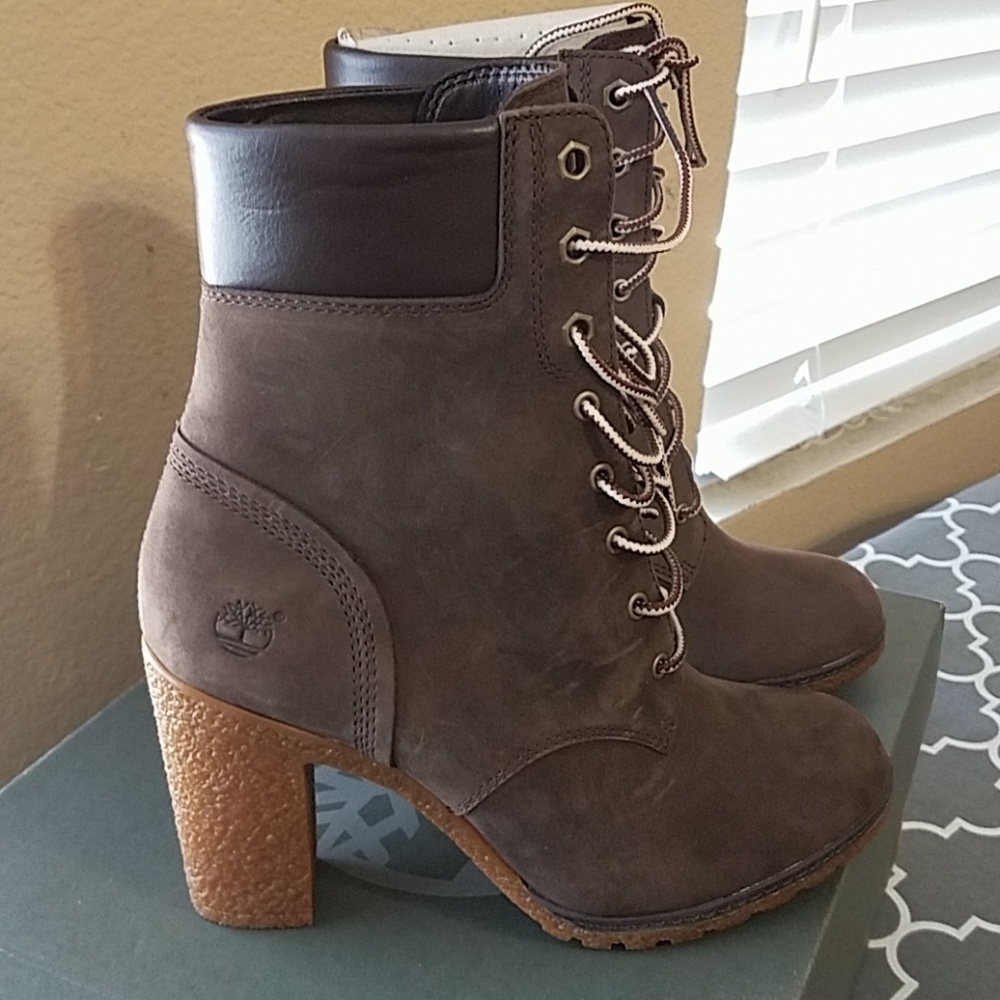 Timberland Women's Boots sz 6.5 NWT